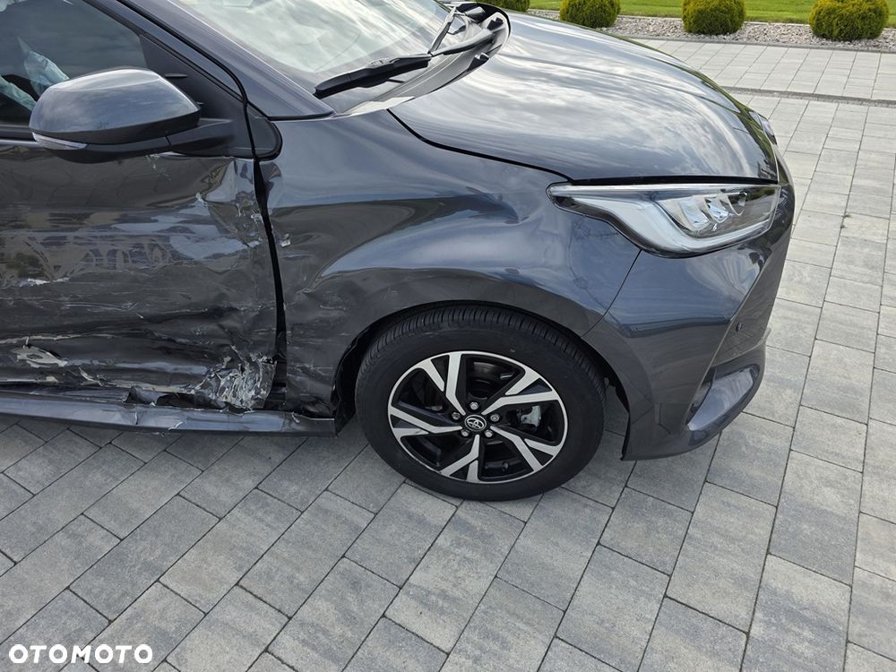 Toyota Yaris Hybrid 1.5 Style - 9