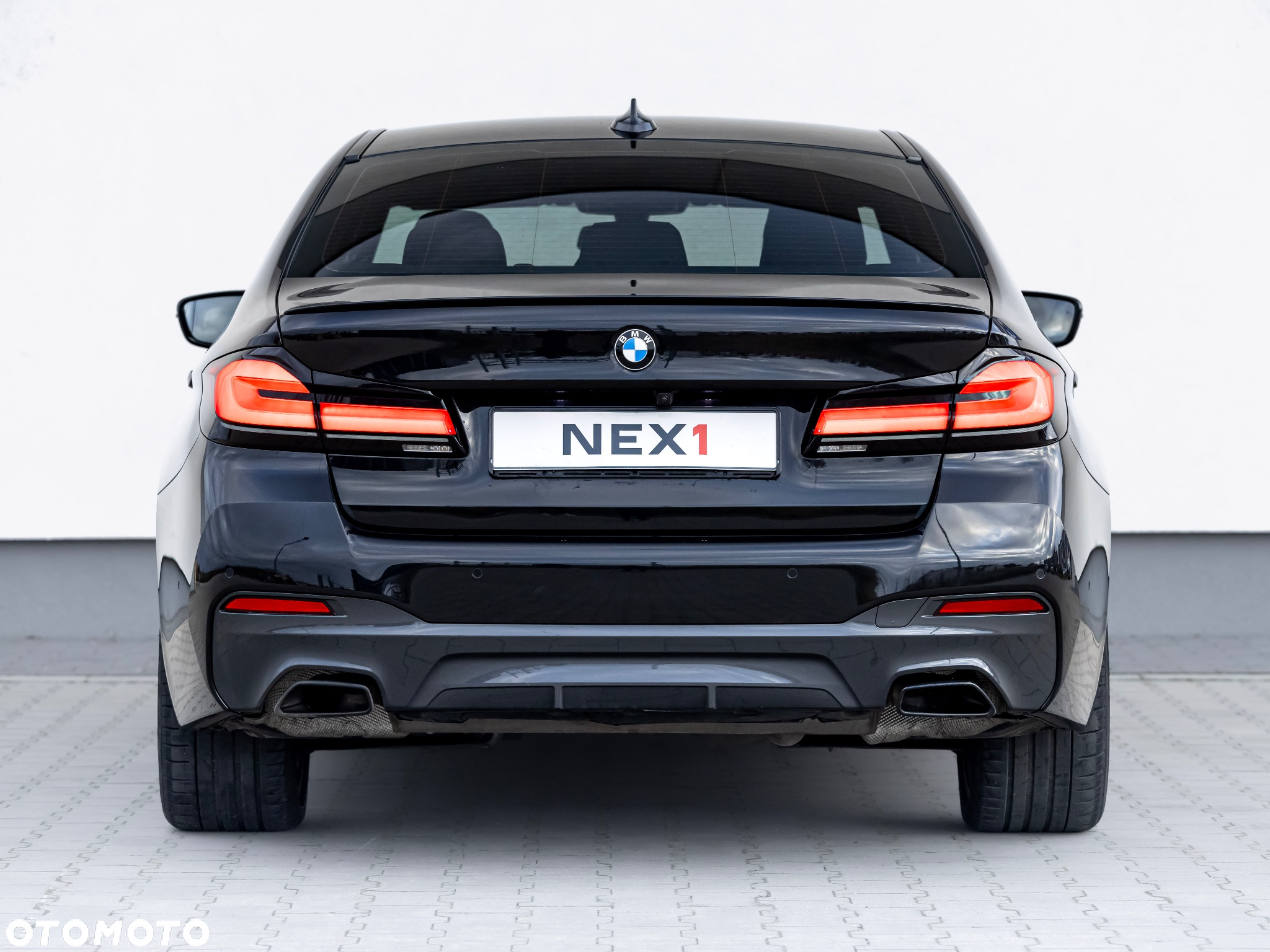 BMW Seria 5 530i xDrive M Sport sport - 12