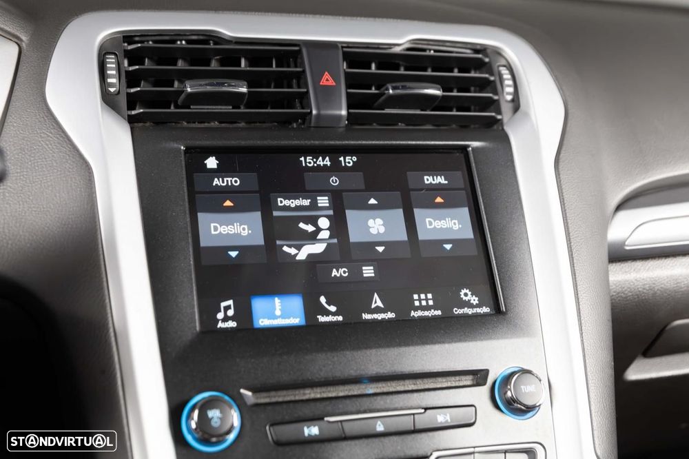 Ford Mondeo SW 1.5 TDCi Business Plus ECOnetic - 38