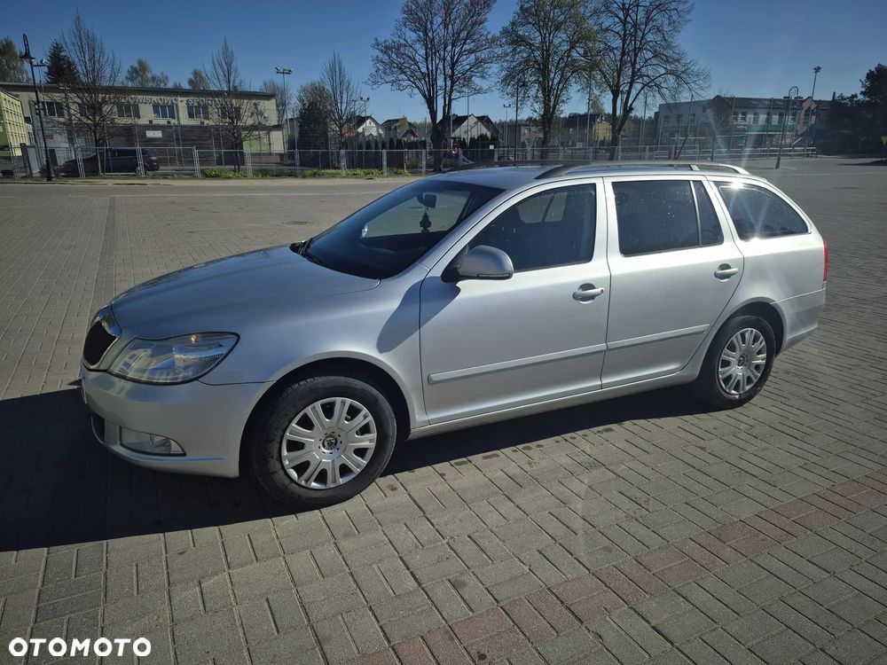 Skoda Octavia - 2