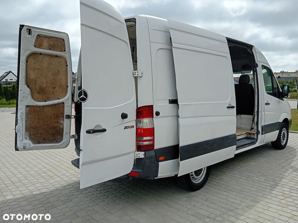 Mercedes-Benz Sprinter - 10