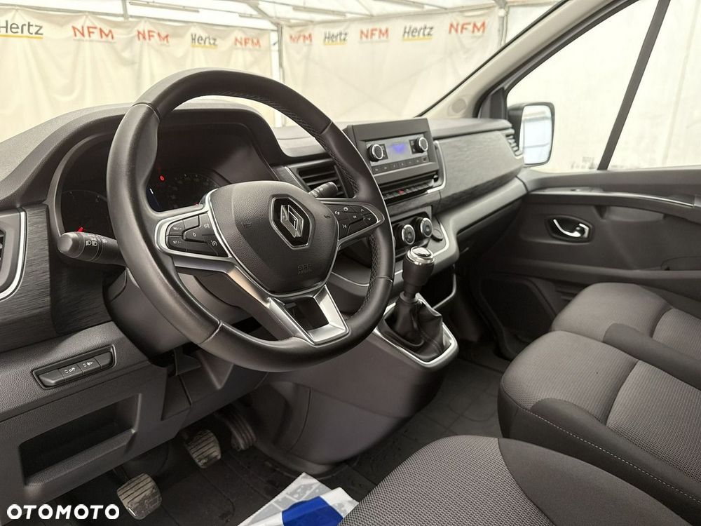 Renault Trafic - 14