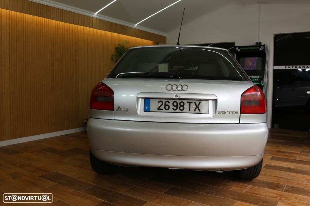 Audi A3 1.9 TDI Attraction - 23