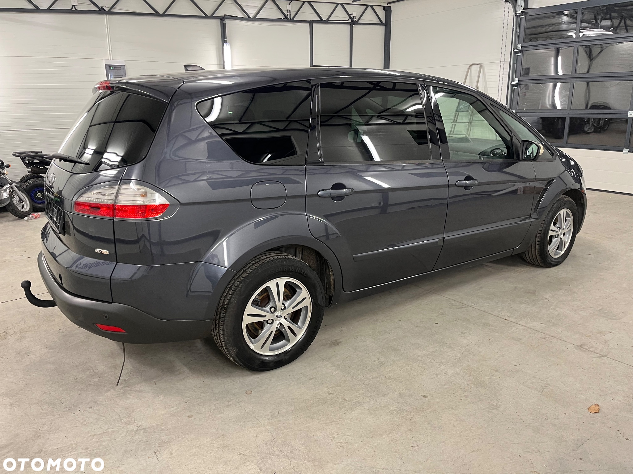 Ford S-Max 1.8 TDCi Trend - 9