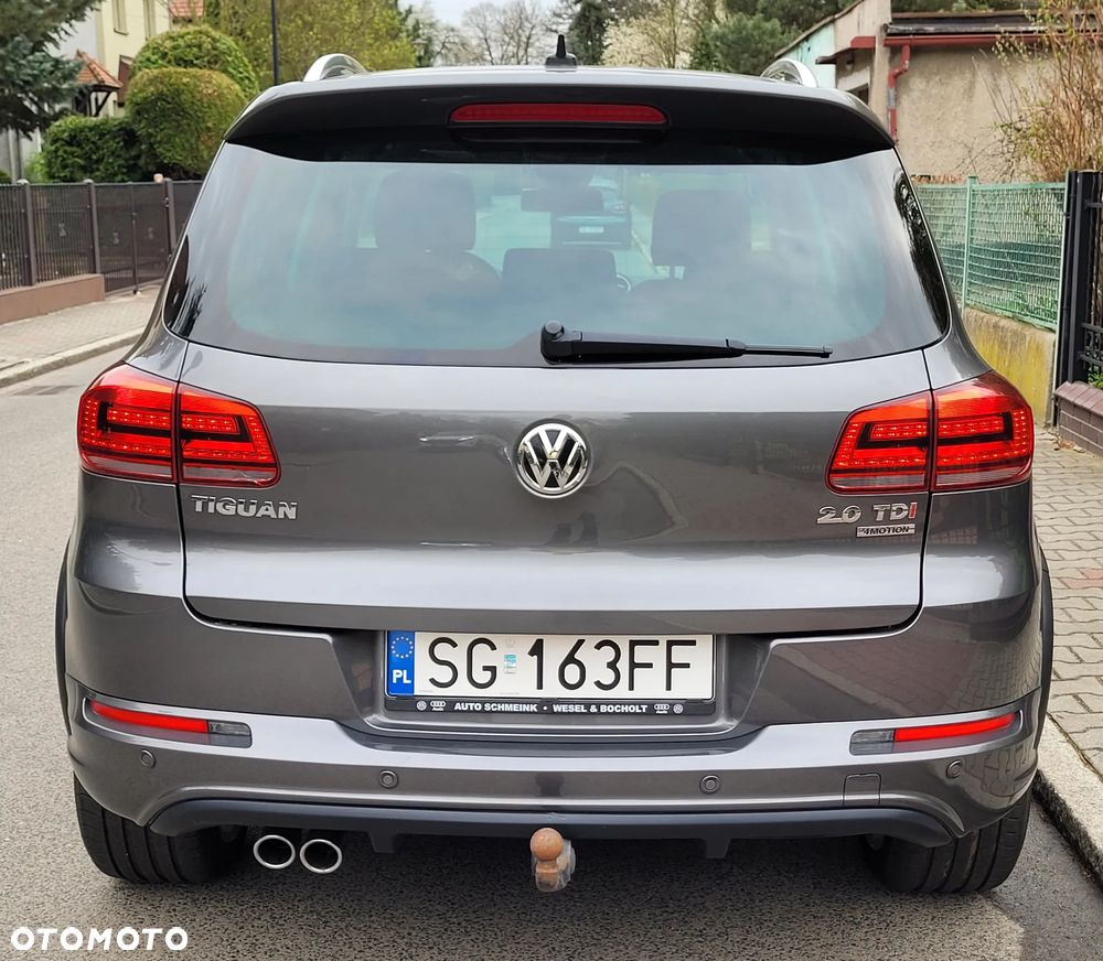 Volkswagen Tiguan 2.0 TDI 4Mot Perfectline R-Style DSG - 15