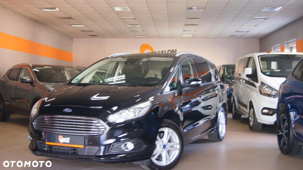 Ford S-Max 1.5 EcoBoost Titanium - 1