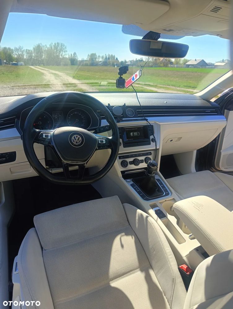 Volkswagen Passat 1.6 TDI BMT City - 5