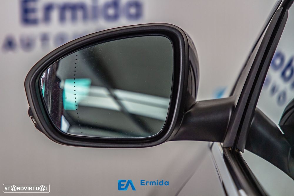 Renault Mégane 1.5 Blue dCi Limited - 9