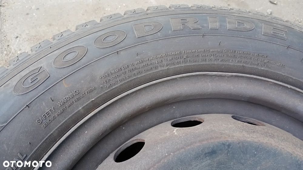 F.V Koła Felgi opony Goodride 215/65R15C Renault Master III Opel Movano B 2 koła z oponami Opony letnie - 4