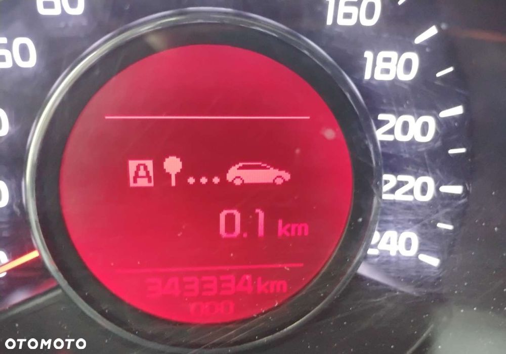 Kia Ceed - 13