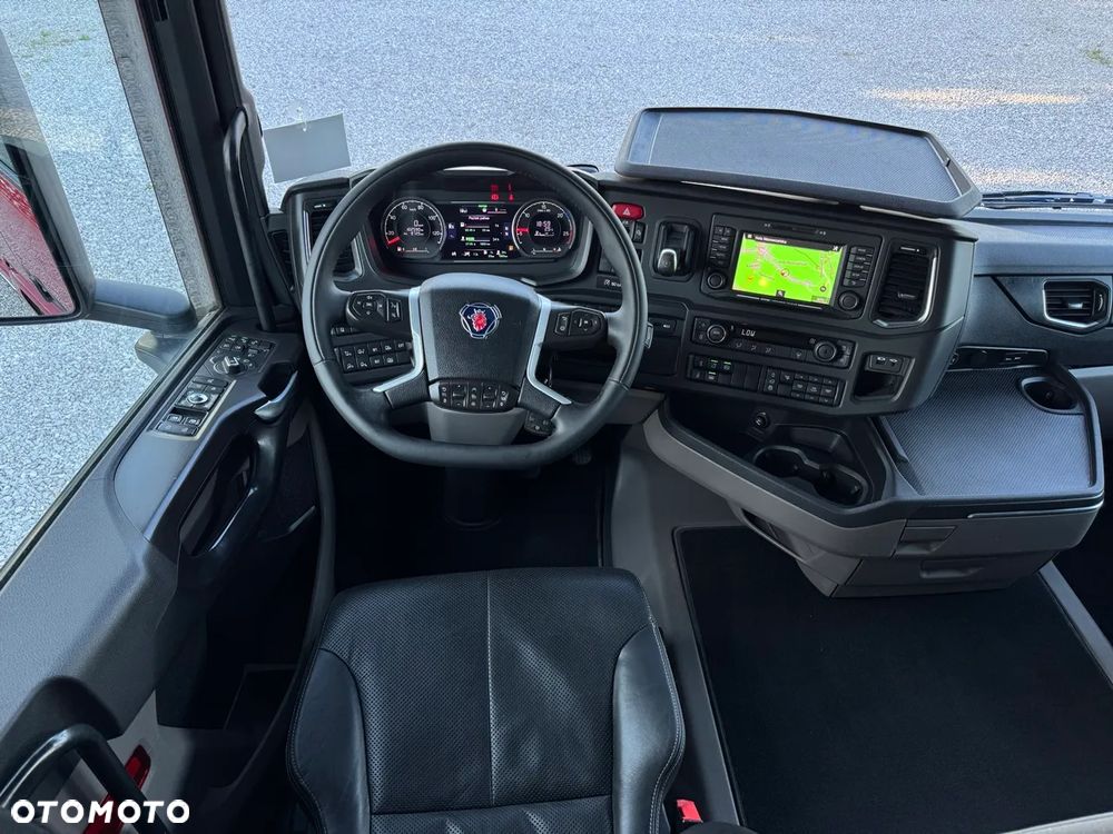 Scania R 450 / ACC / CAŁA NA PODUCHACH  / RETARDER / DUŻA NAVI / VIRTUAL KOKPIT / Z NIEMIEC - 32
