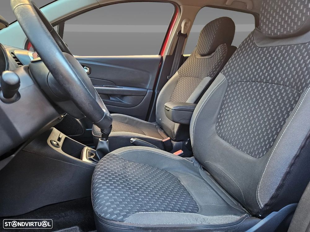 Renault Captur 0.9 TCE Exclusive - 27
