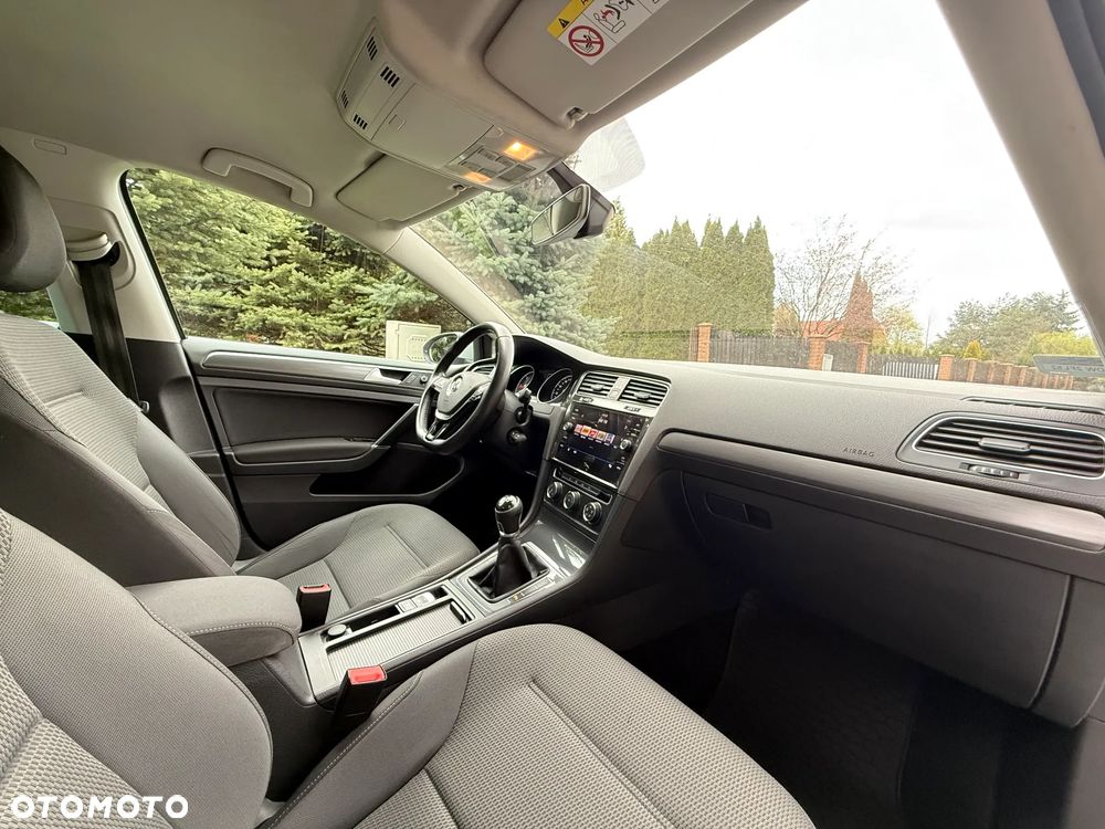 Volkswagen Golf 1.6 TDI BMT Comfortline - 26