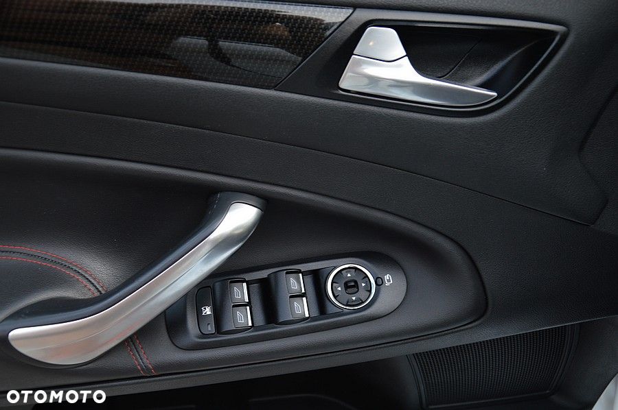 Ford Mondeo 2.0 EcoBoost Titanium S - 37