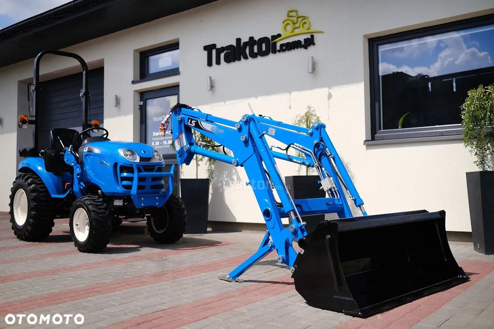 LS Traktor XJ25 - 15