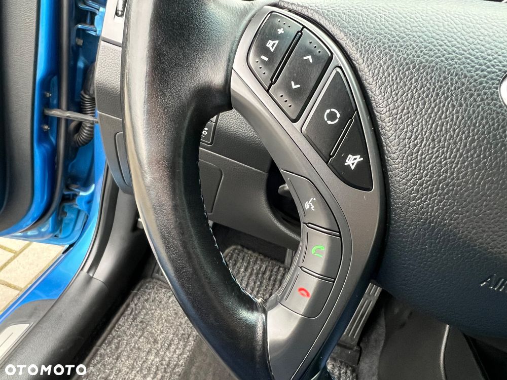 Hyundai i30 1.6 CRDi BlueDrive Premium DCT - 30