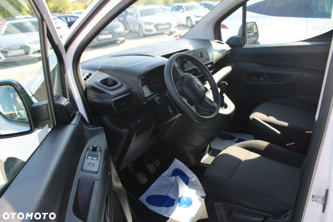 Toyota Proace City - 12