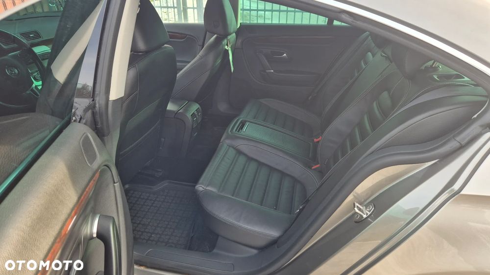 Volkswagen Passat CC 2.0 TDI - 11