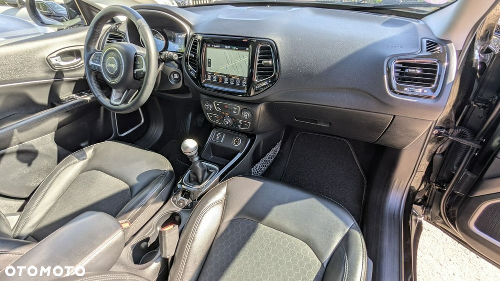 Jeep Compass - 19