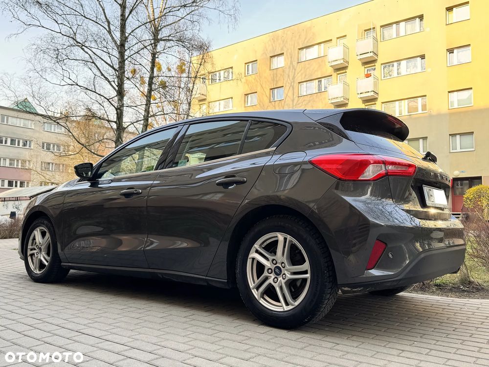 Ford Focus 1.0 EcoBoost Trend Edition - 31