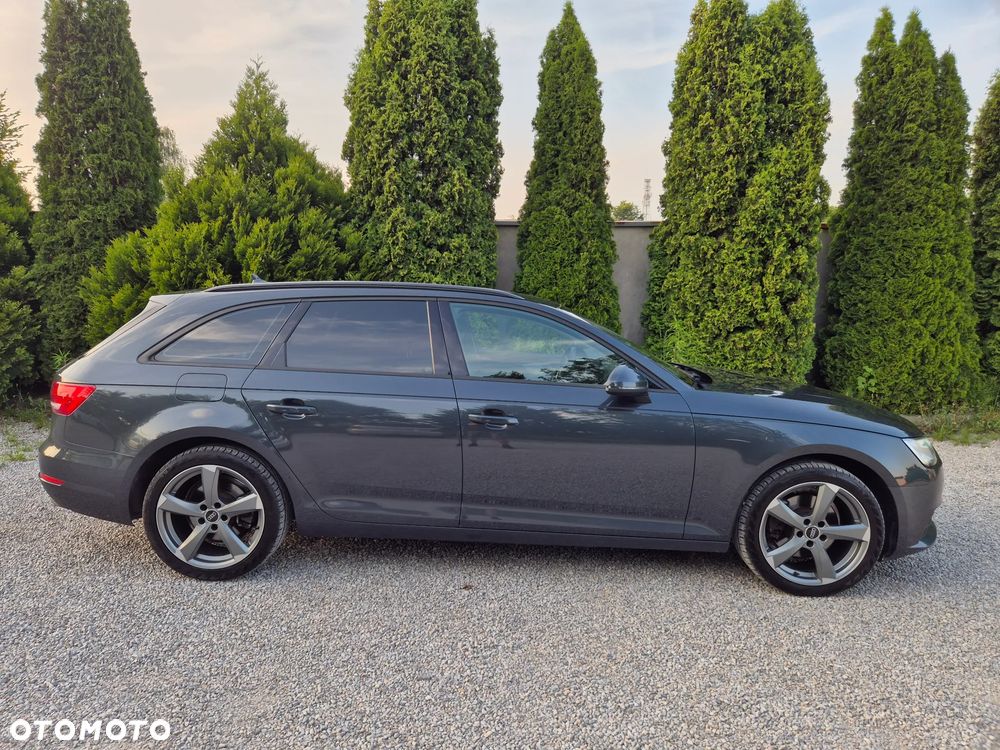 Audi A4 Avant 35 TDI S tronic design - 24