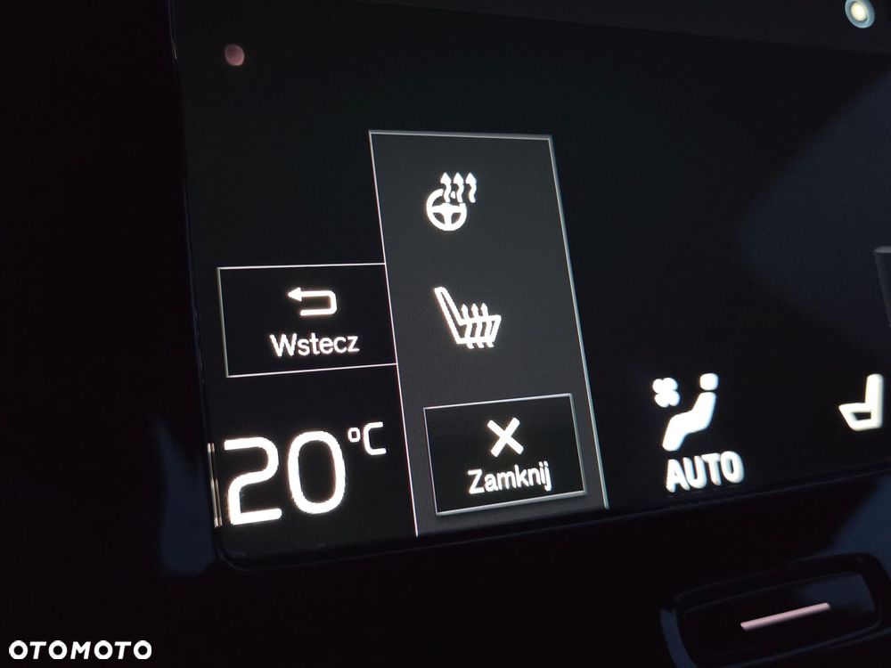 Volvo XC 40 T2 Plus Dark - 14
