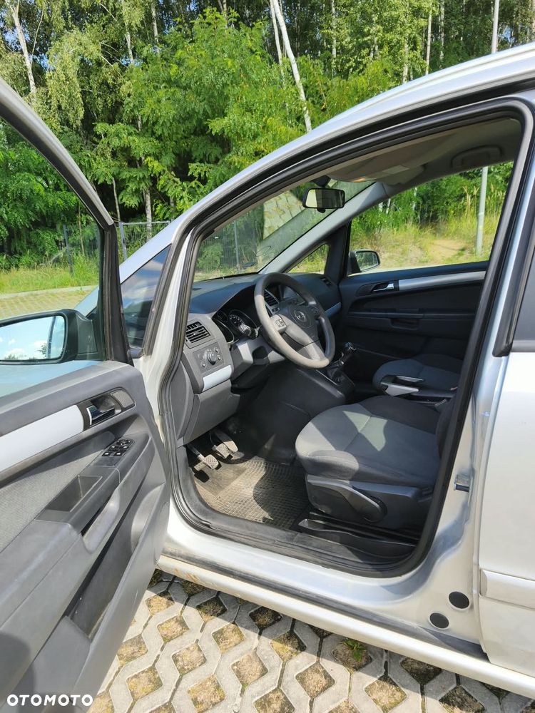 Opel Zafira 1.8 Enjoy - 6