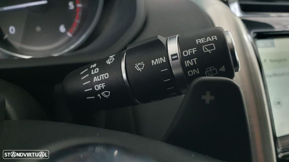 Land Rover Discovery 2.0 SD4 HSE Luxury Auto - 34
