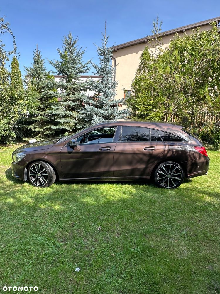 Mercedes-Benz CLA 200 Urban - 33