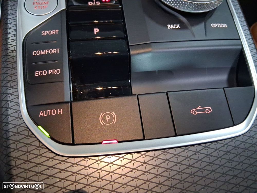 BMW 420 d Pack Desportivo M Auto - 24