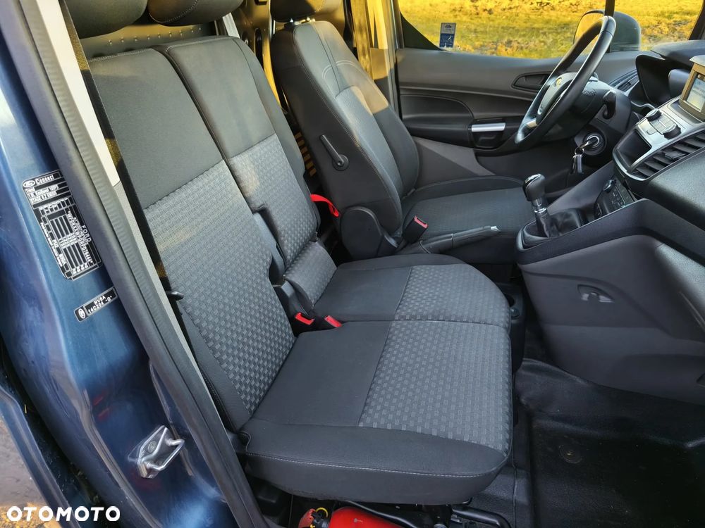 Ford Transit Connect - 9