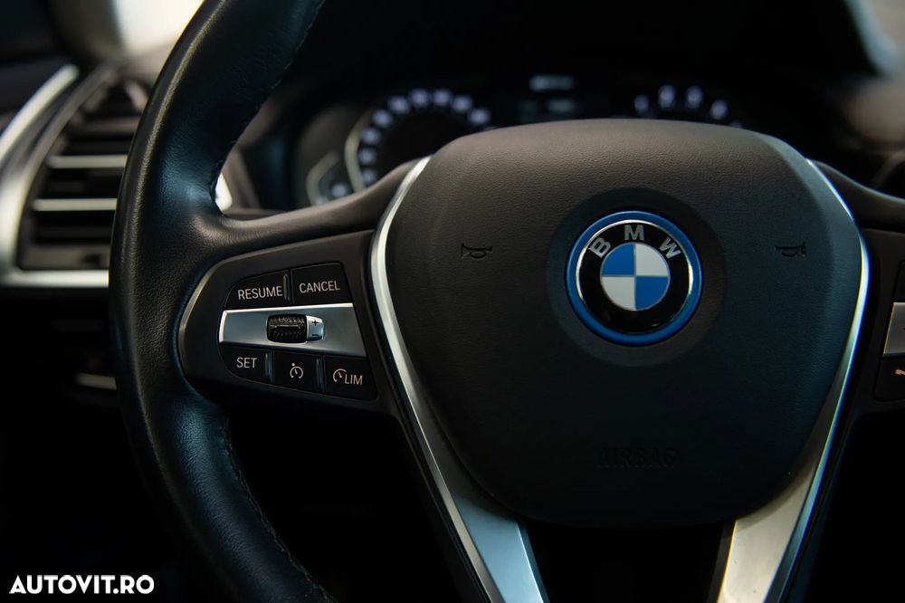 BMW X3 xDrive30e AT PHEV - 22