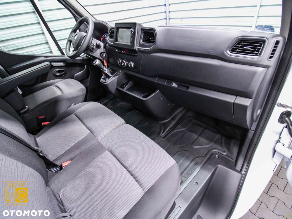 Renault MASTER KONTENER + WINDA 750 kg - 9