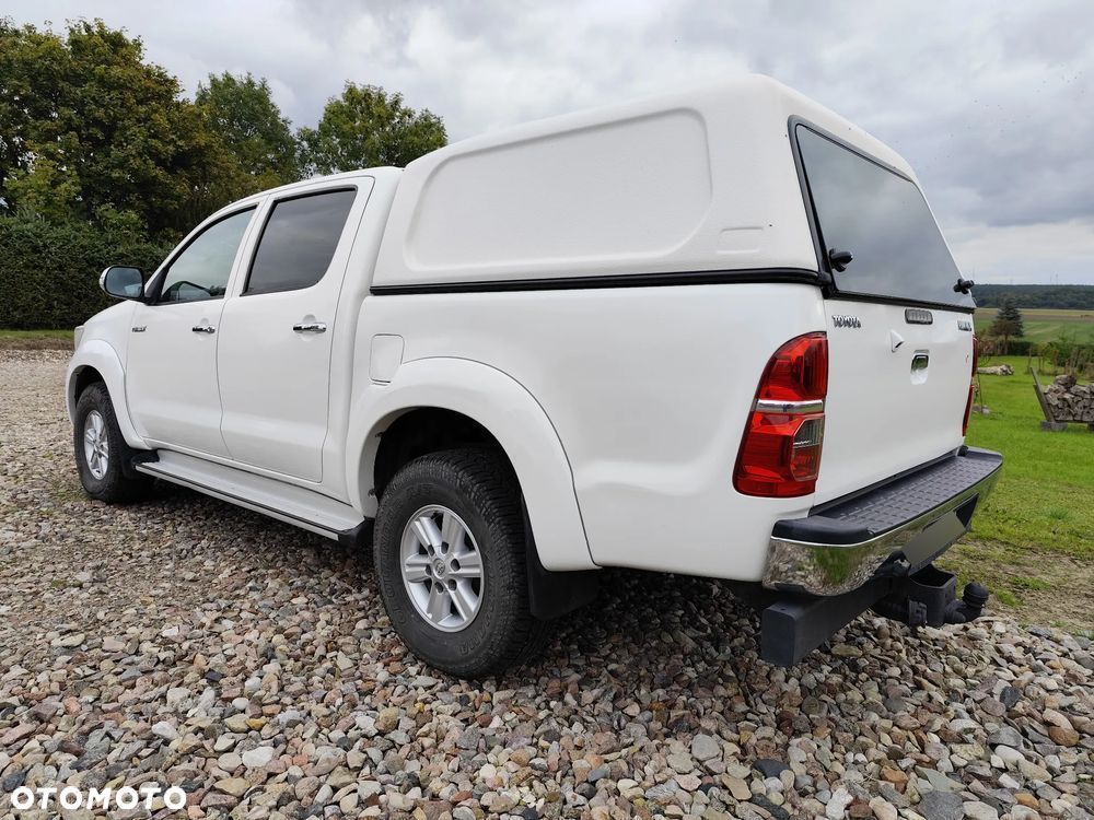 Toyota Hilux 3.0 D-4D SR5-X - 6