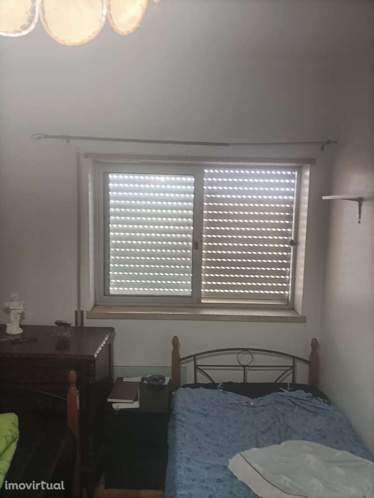 Vendo  Apartamento T2 ótima localização Monte da Caparica - Grande imagem: 2/23