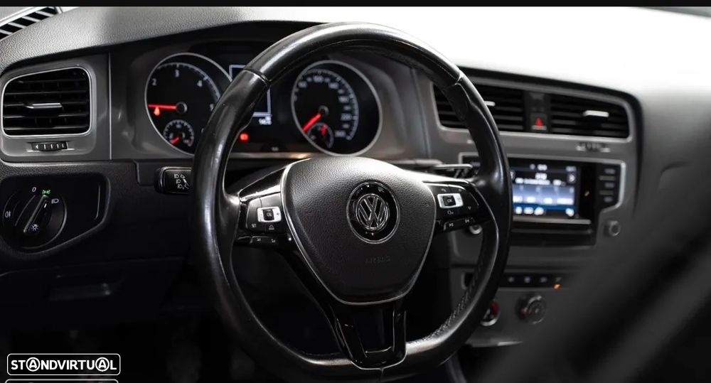 VW Golf 1.6 TDi R-Line - 14