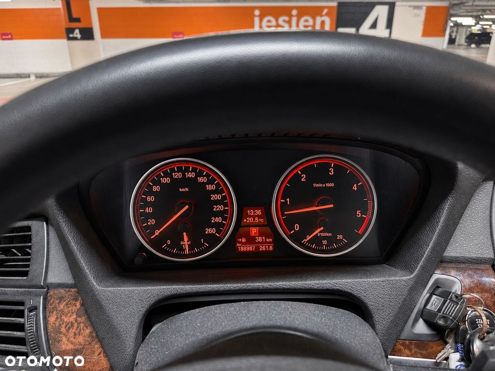 BMW X5 - 11