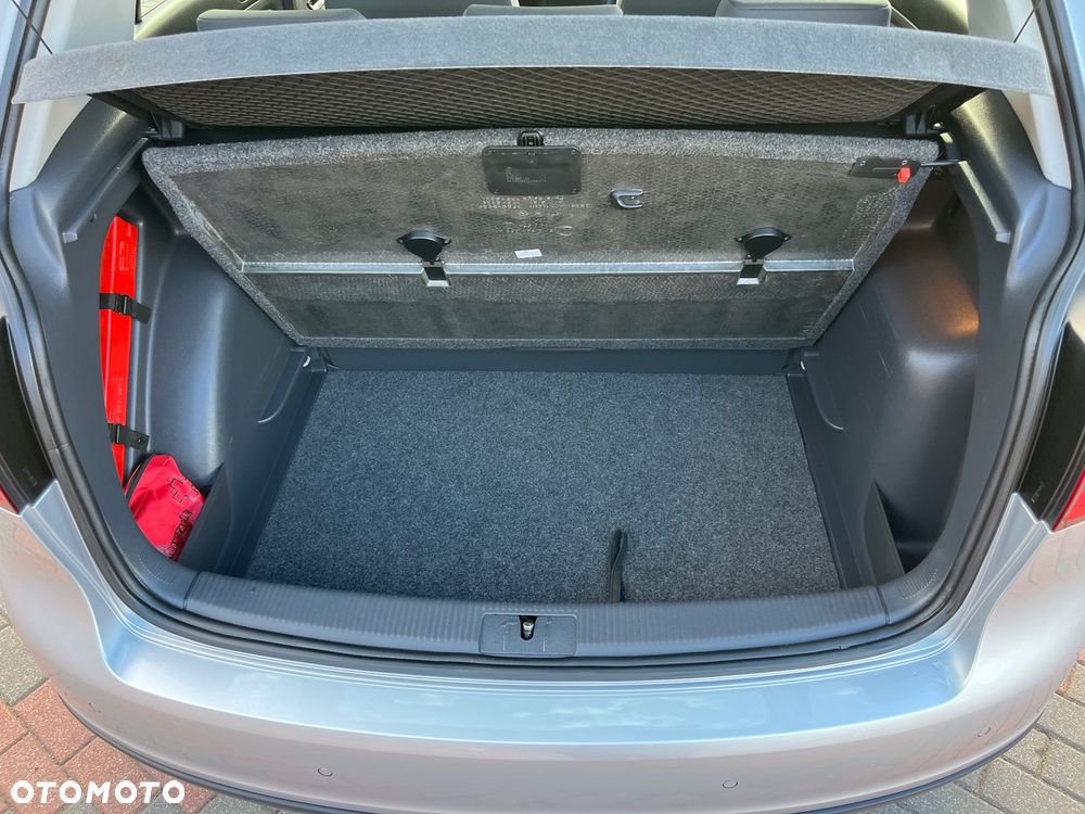 Volkswagen Golf Plus 1.6 Edition - 30