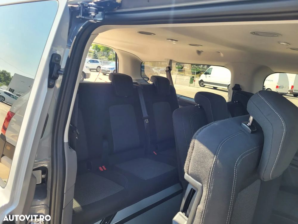 Volkswagen Caravelle - 16