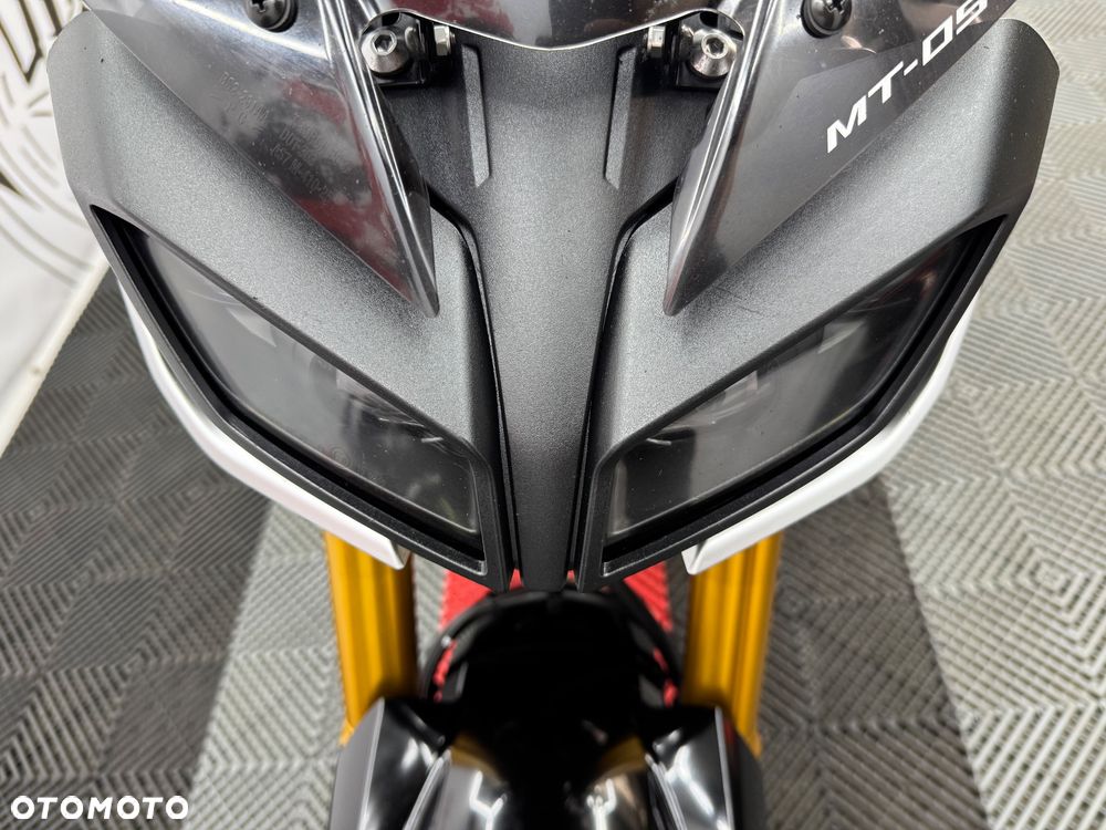 Yamaha MT - 9