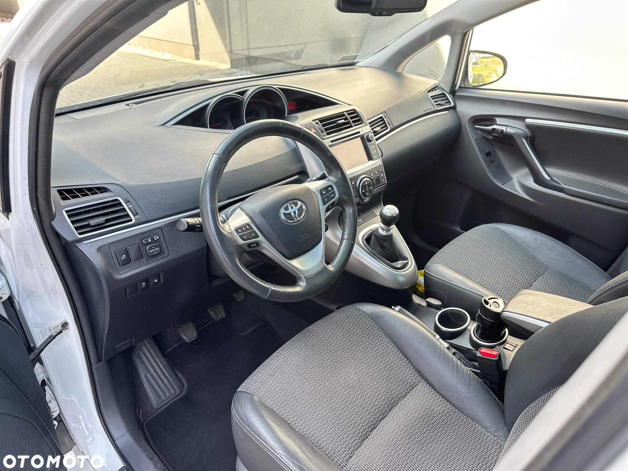 Toyota Verso 1.8 Premium 7os EU6 - 21