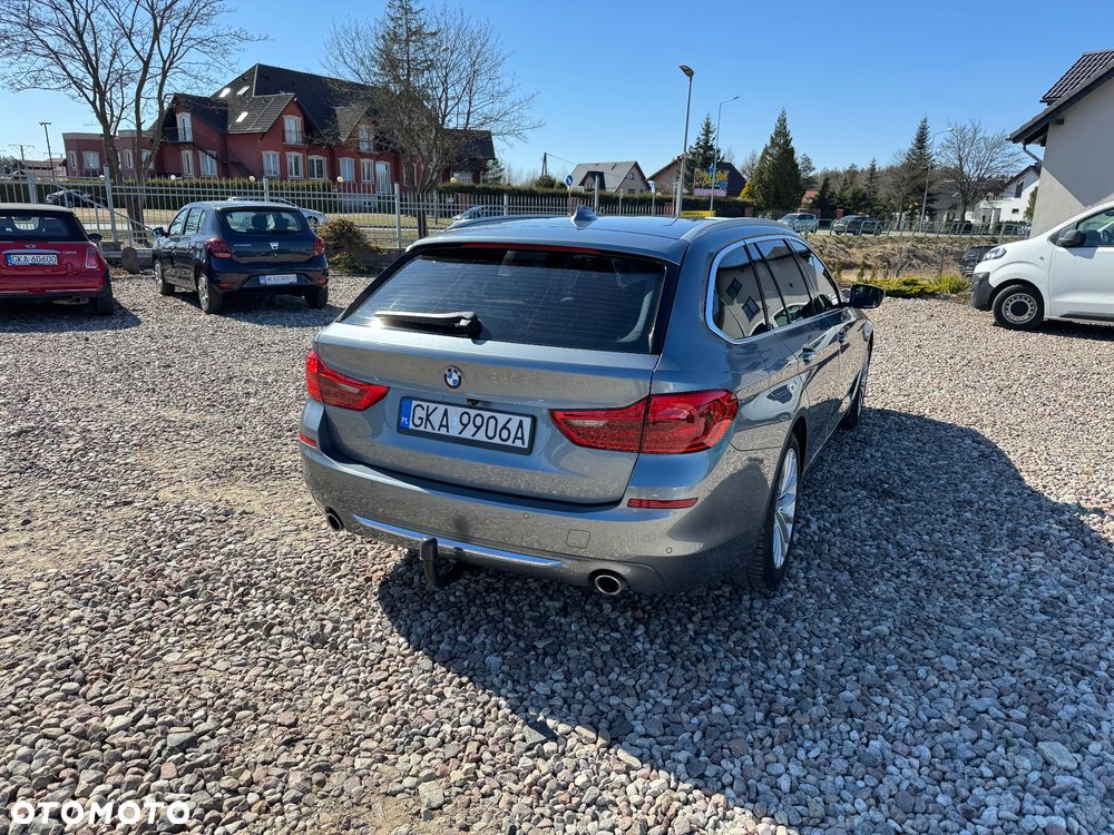 BMW Seria 5 520d Luxury Line sport - 10