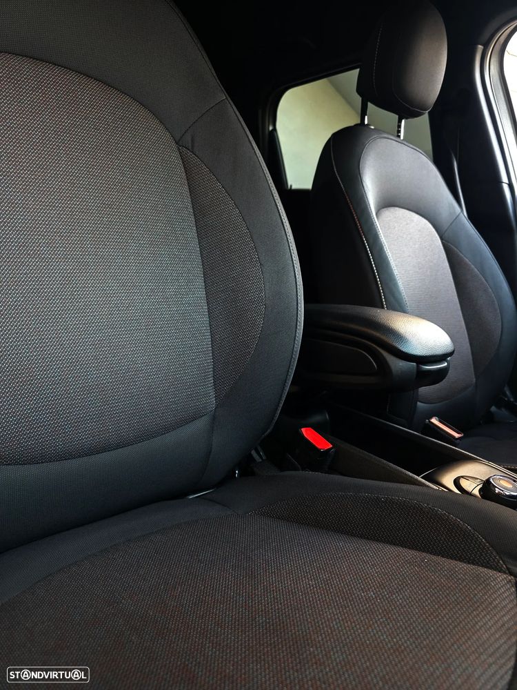 MINI Countryman One D Sport Edition - 54