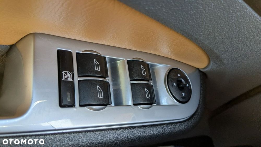 Ford Focus - 33