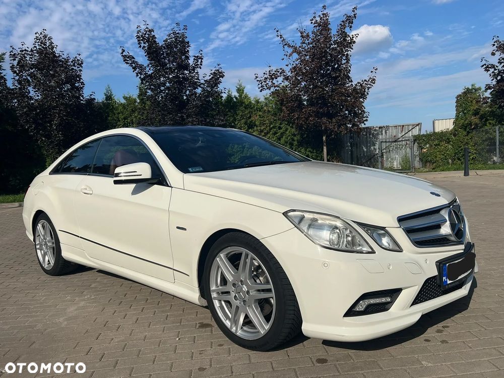 Mercedes-Benz Klasa E 200 CGI BlueEff - 2
