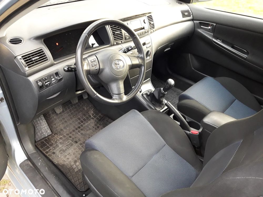 Toyota Corolla 1.6 VVT-i Dynamic - 7