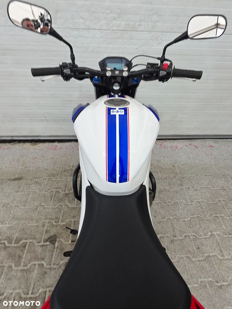 Honda CB - 28
