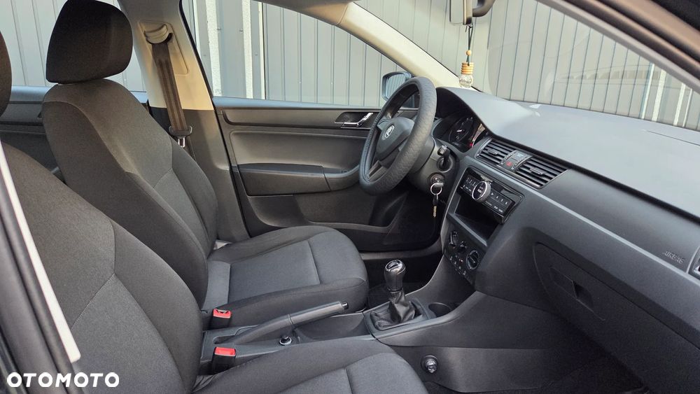 Skoda RAPID 1.2 TSI Active - 13