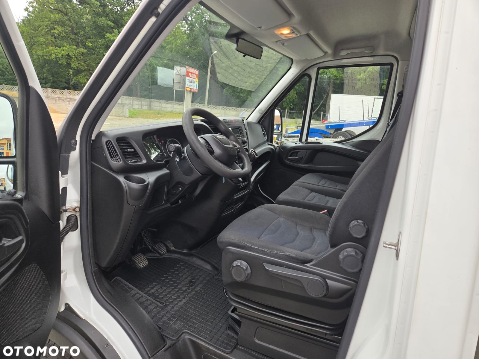 Iveco DAILY 35S14 - 5