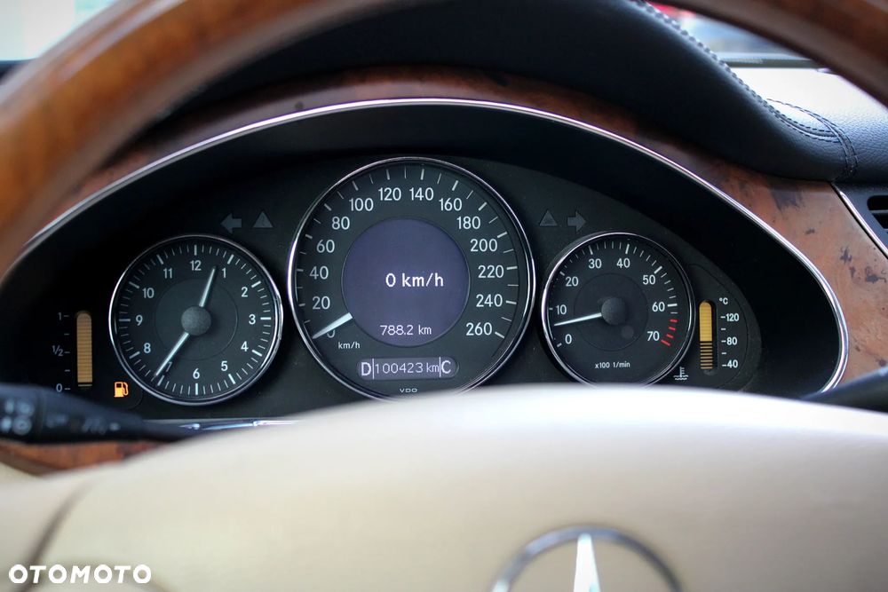 Mercedes-Benz CLS 350 7G-TRONIC - 28